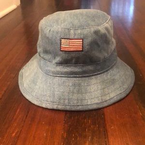 American flag bucket hat- Medium